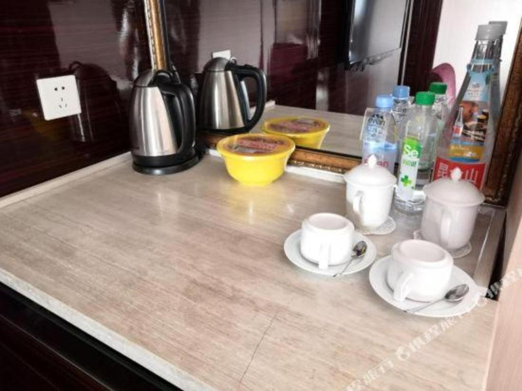 Wenzhou Binhai Grand Hotel Bagian luar foto